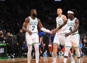 开云体育登录-公牛队客场战胜凯尔特人，终结连败