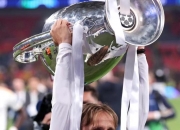 开云体育中国-莫德里奇传射建功，皇马实现连胜