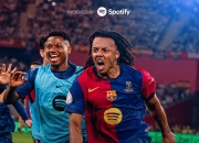 开云官网-羽毛球赛事中巴萨战胜对手成功晋级