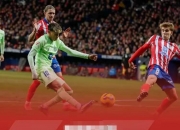 开云体育在线-包含马赛客场惨败，球员情绪低落表现不佳的词条