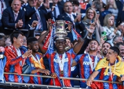 开云下载-水晶宫客场逆转击败对手，保级希望再度重焕光芒