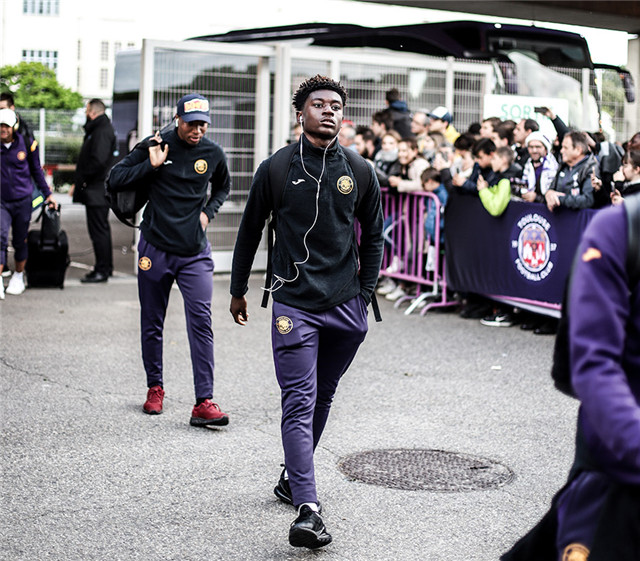 包含亚眠主场战平卡昂,积极备战下一轮的词条 包含亚眠主场战平卡昂,积极备战下一轮的词条