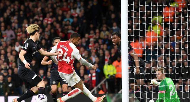 巴黎圣日耳曼艰难获胜,晋级局面不明的简单介绍 巴黎圣日耳曼艰难获胜,晋级局面不明的简单介绍