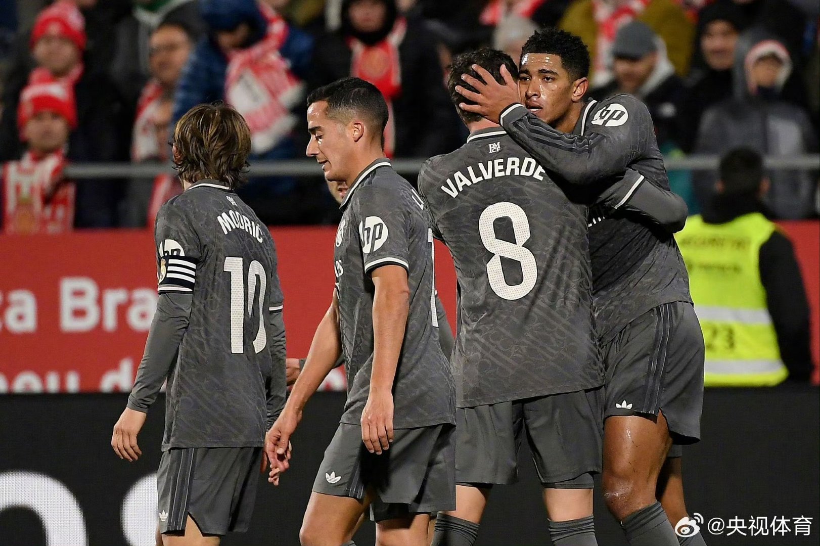 包含佛罗伦萨对阵博洛尼亚：斯皮佐尔尔特破门帮主队获胜的词条