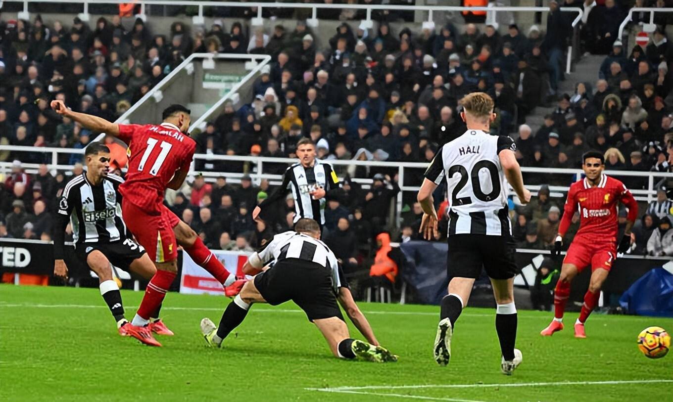 包含萨拉赫神奇进球，助球队取得关键胜利的词条