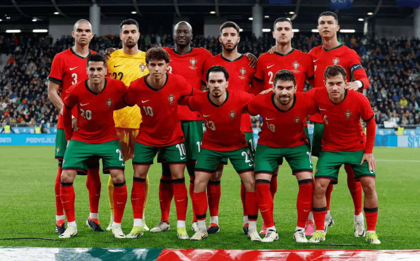 东亚球队在国际足坛获得令人瞩目的胜利