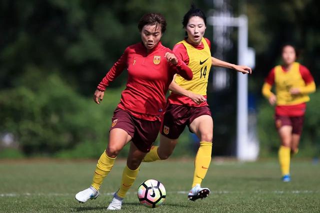 精彩瞬间:女足决赛对决激情上演的简单介绍 精彩瞬间:女足决赛对决激情上演的简单介绍