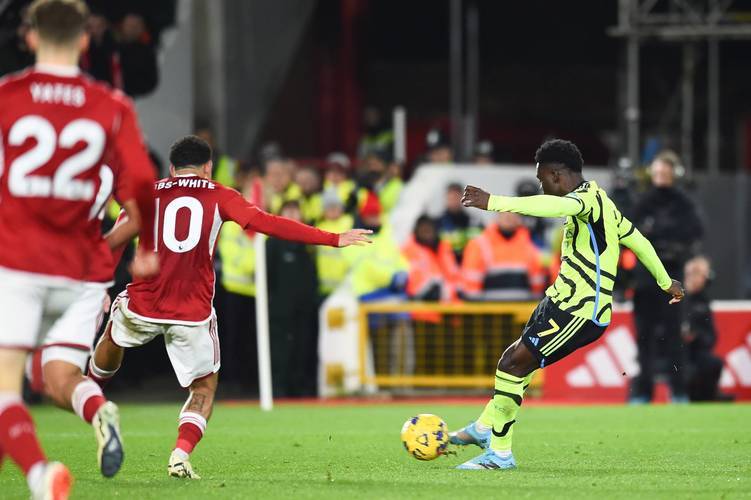 欧洲赛场悬念丛生,球队冲刺胜利目标 欧洲赛场悬念丛生,球队冲刺胜利目标