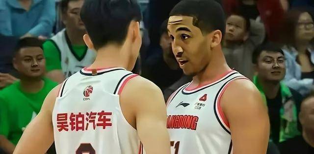 广东主场大胜山东,冠军大势已定的简单介绍 广东主场大胜山东,冠军大势已定的简单介绍