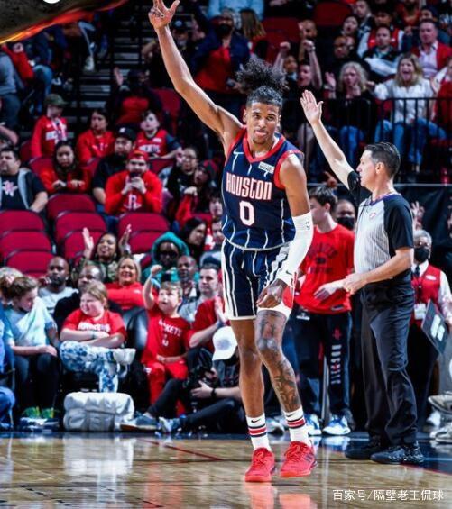 激烈角逐中诞生多位新星 激烈角逐中诞生多位新星