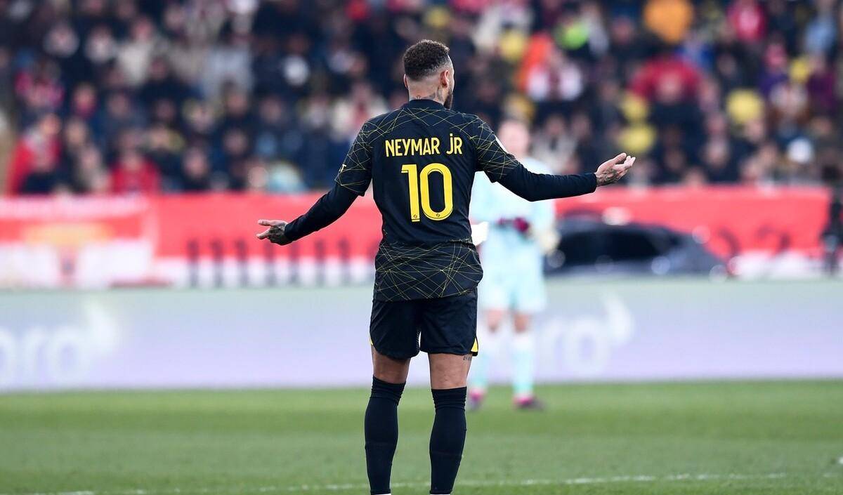 关于斯图加特遭遇两连败,球队士气下滑的信息 关于斯图加特遭遇两连败,球队士气下滑的信息