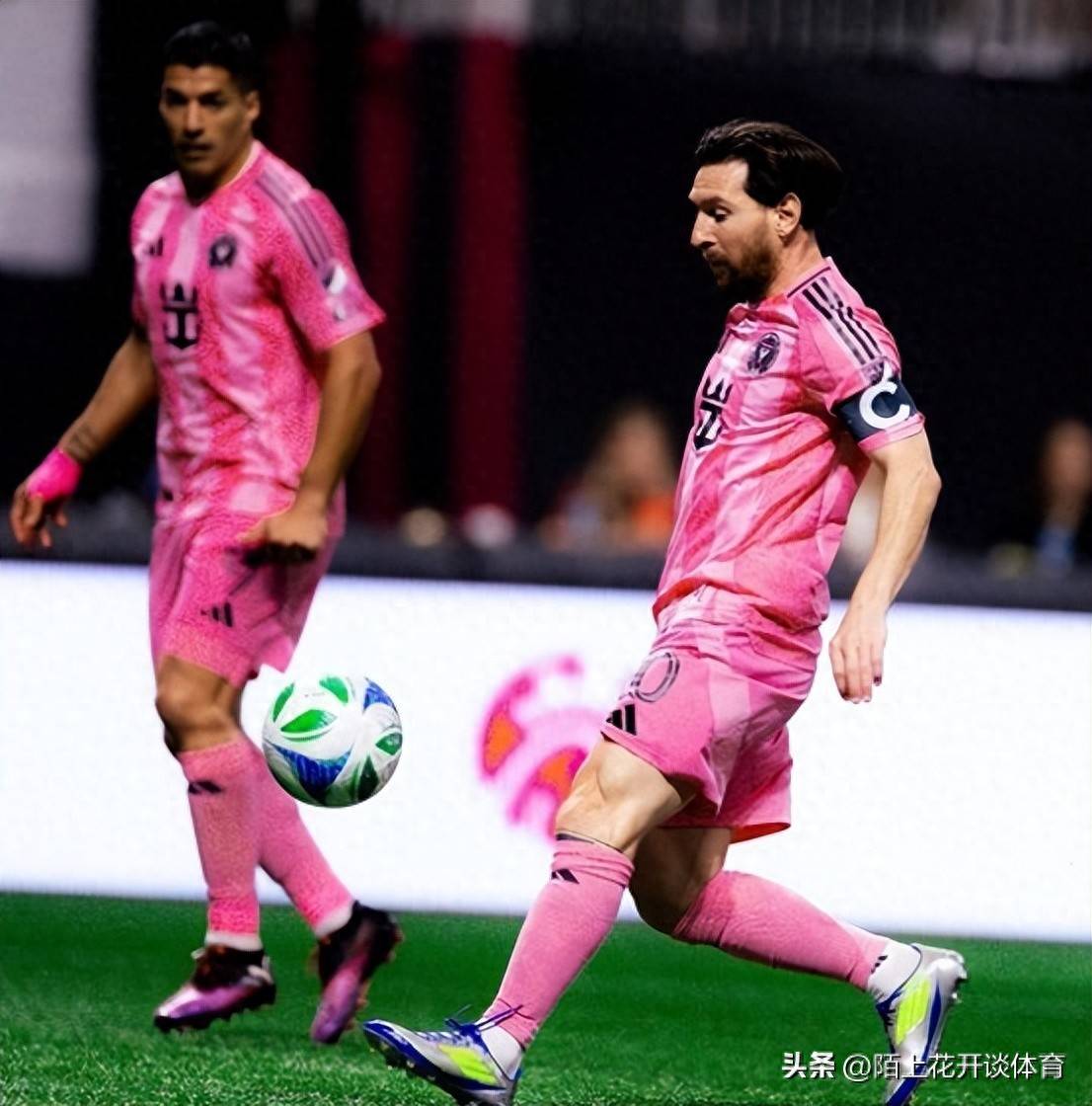 梅西新赛季愿意继续留队红蓝军团 梅西新赛季愿意继续留队红蓝军团