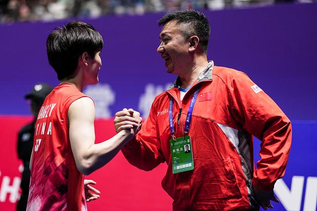 精彩对决落幕，人气球员表现抢眼