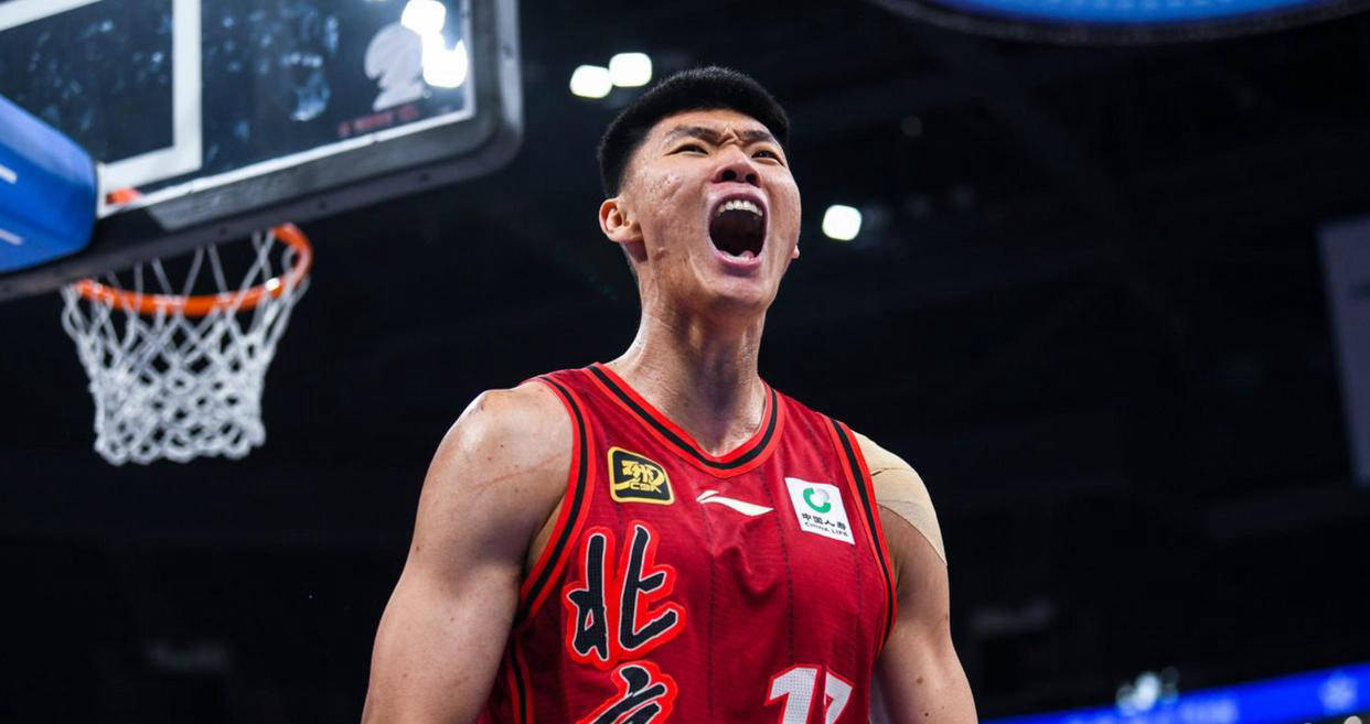 北京首钢队在场上取得连胜