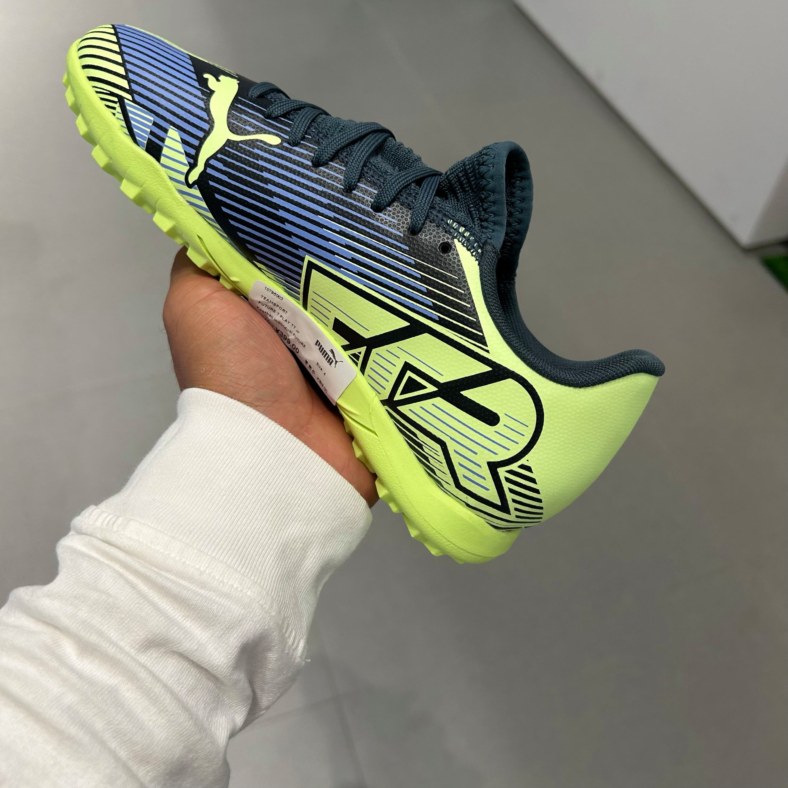 体育品牌新款足球鞋产品发布会 体育品牌新款足球鞋产品发布会