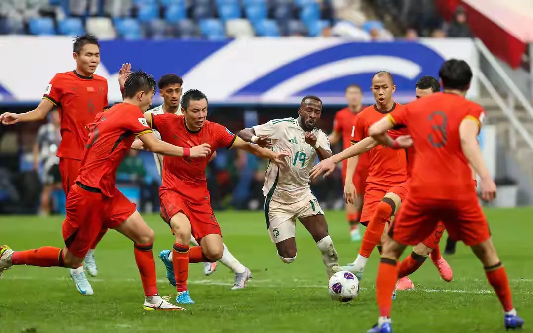 中超比赛直播：球迷热情支持自己心仪的球队的简单介绍