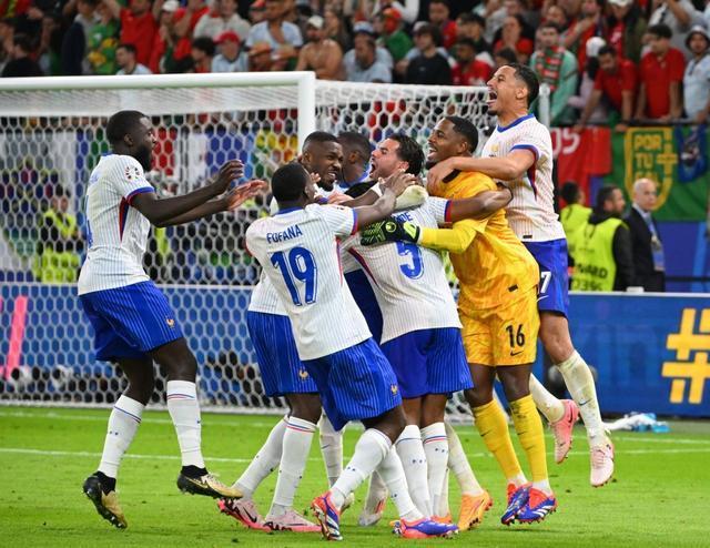 西班牙国家队连续击败对手晋级欧洲锦标赛半决赛