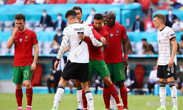 欧洲国家杯比赛现场发生了惊人的一幕