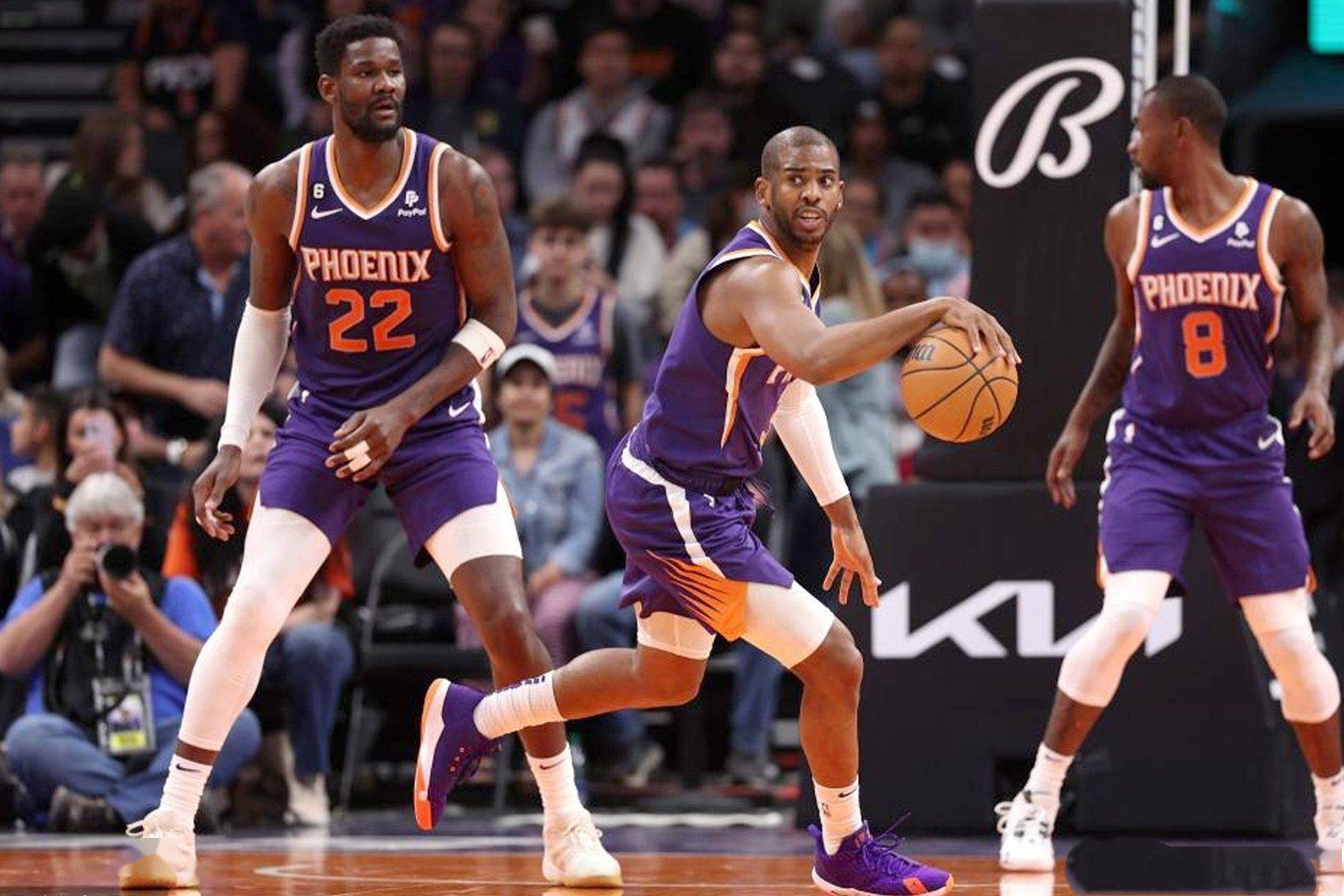 保罗赛季成优秀表现却遭连败,心有不甘 保罗赛季成优秀表现却遭连败,心有不甘