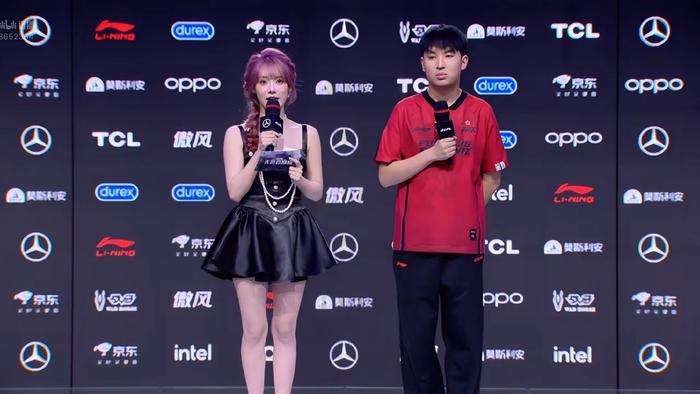 FPX碾压T1,Chovy单局斩获MVP淘汰赛3:2(东京) FPX碾压T1,Chovy单局斩获MVP淘汰赛3:2(东京)