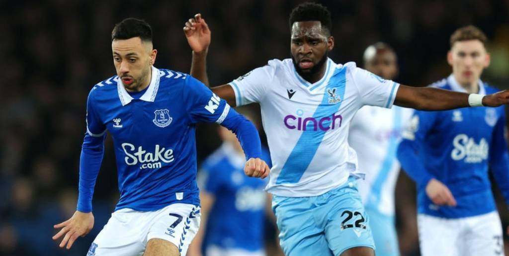 水晶宫客场逆转击败对手,保级希望再度重焕光芒 水晶宫客场逆转击败对手,保级希望再度重焕光芒