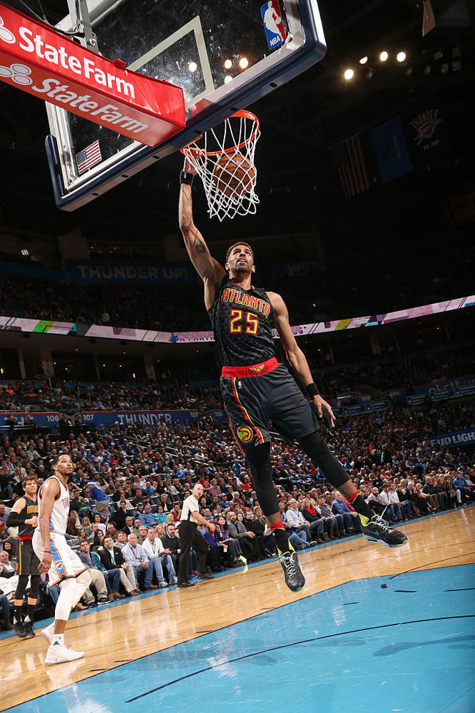 勇猛球员劲爆表现,满载胜利归来 勇猛球员劲爆表现,满载胜利归来