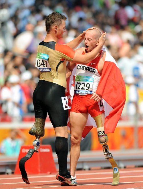 惊险时刻!德国选手奋力追赶,取得胜利 惊险时刻!德国选手奋力追赶,取得胜利