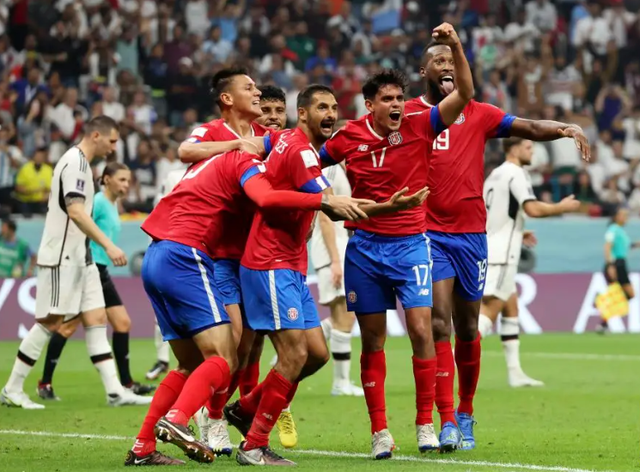 德国客场大胜摩洛哥，提前出线