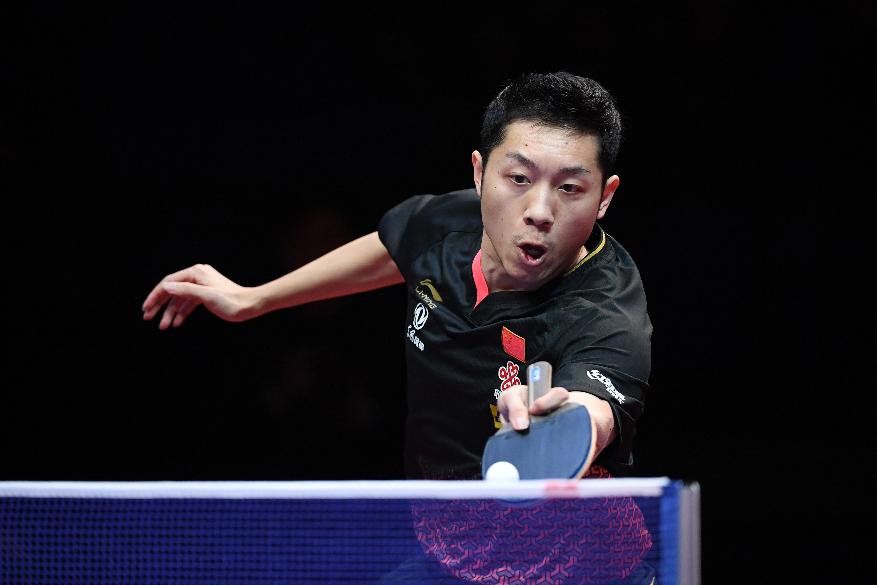 包含日本乒乓球队绝杀英国乒乓球队，许昕高光表现的词条