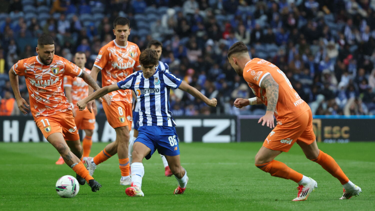 葡萄牙队鏖战日本队，波尔关键制胜的简单介绍